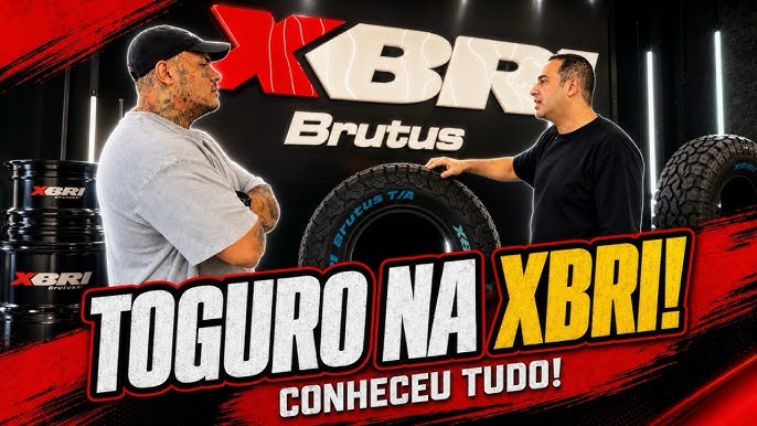 Toguro durante su visita a las instalaciones de XBRI