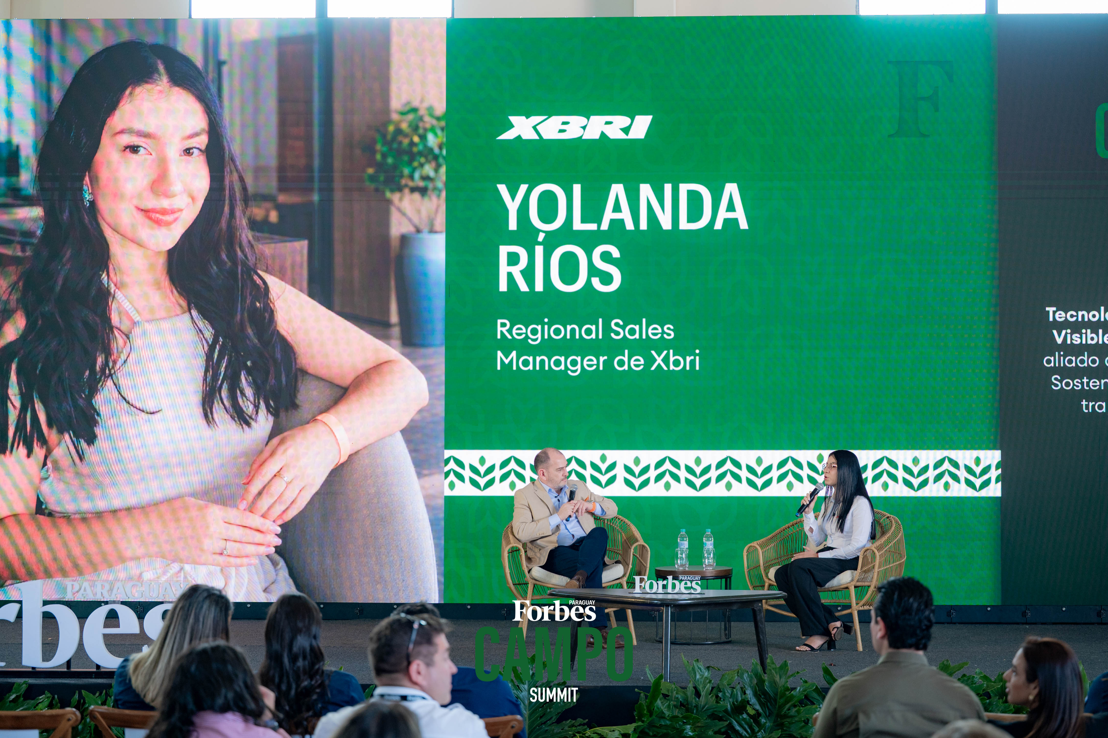 Xbri 区域销售经理 Yolanda Ríos 在《福布斯》巴拉圭版农业峰会(Campo Summit)上